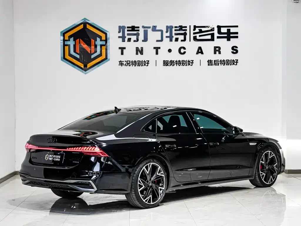 Audi A7L 2025 из CN, фото 4