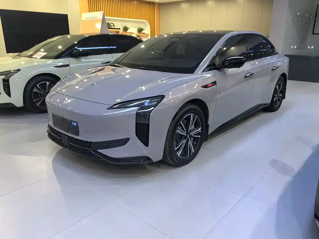 Hongqi EH7 2024 из CN, фото 1