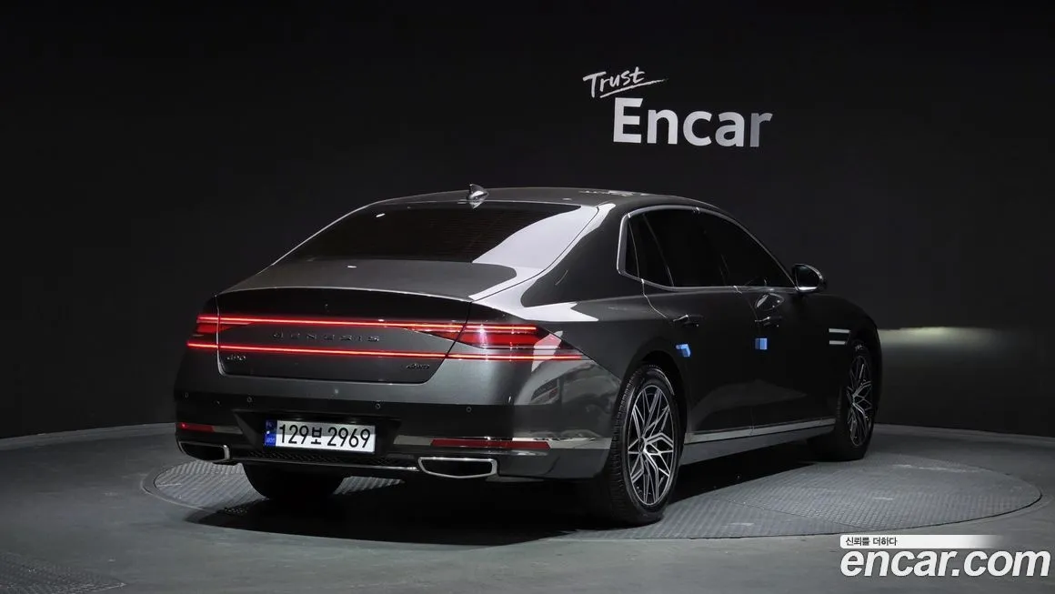 Genesis G90 2022 из KR, фото 2