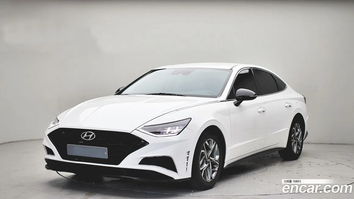 Hyundai Sonata 2022 из KR, фото 1