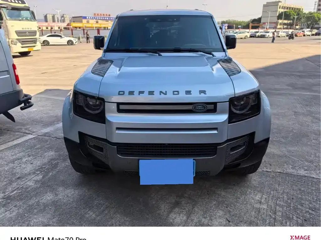Land Rover Defender 2023 из CN, фото 2