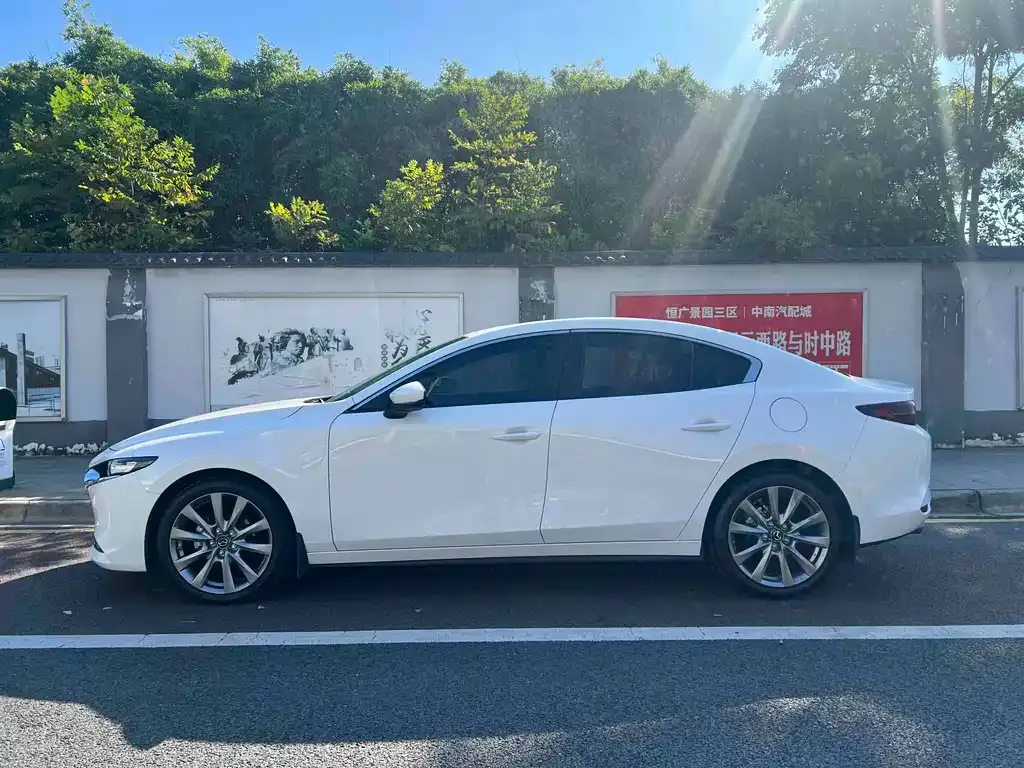 Mazda 3 Axela 2021 из CN, фото 6