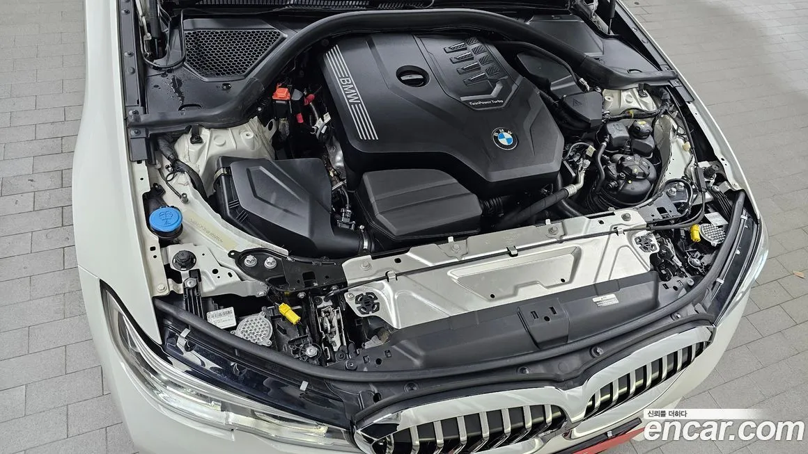 BMW 3-Series 2022 из KR, фото 6