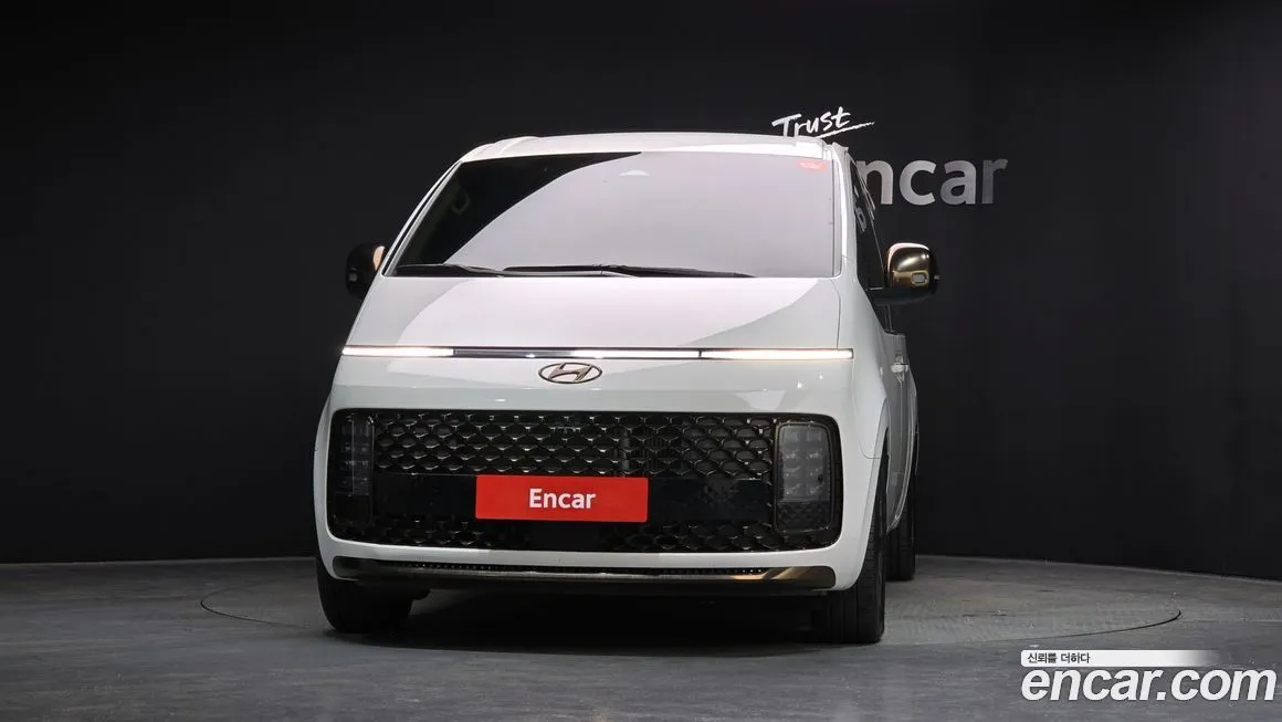 Hyundai Staria 2023 из KR, фото 3