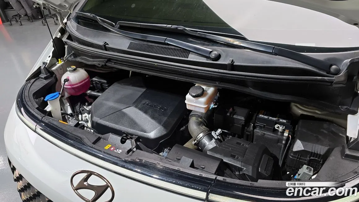 Hyundai Staria 2023 из KR, фото 6
