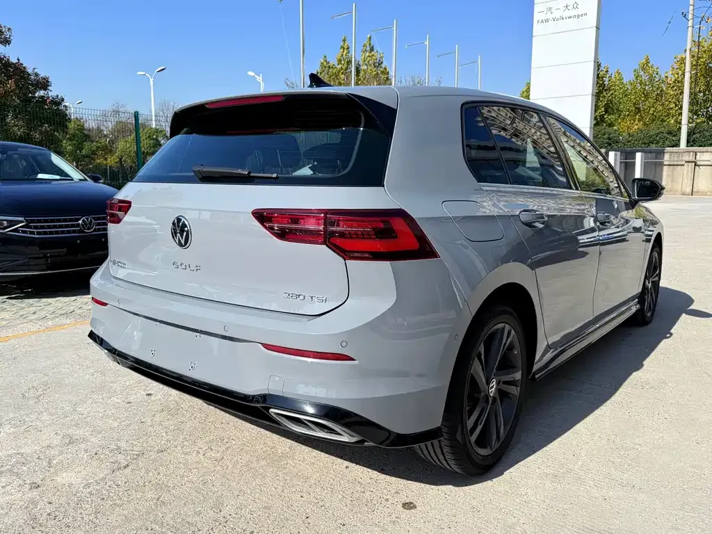 Volkswagen Golf 2021 из CN, фото 9