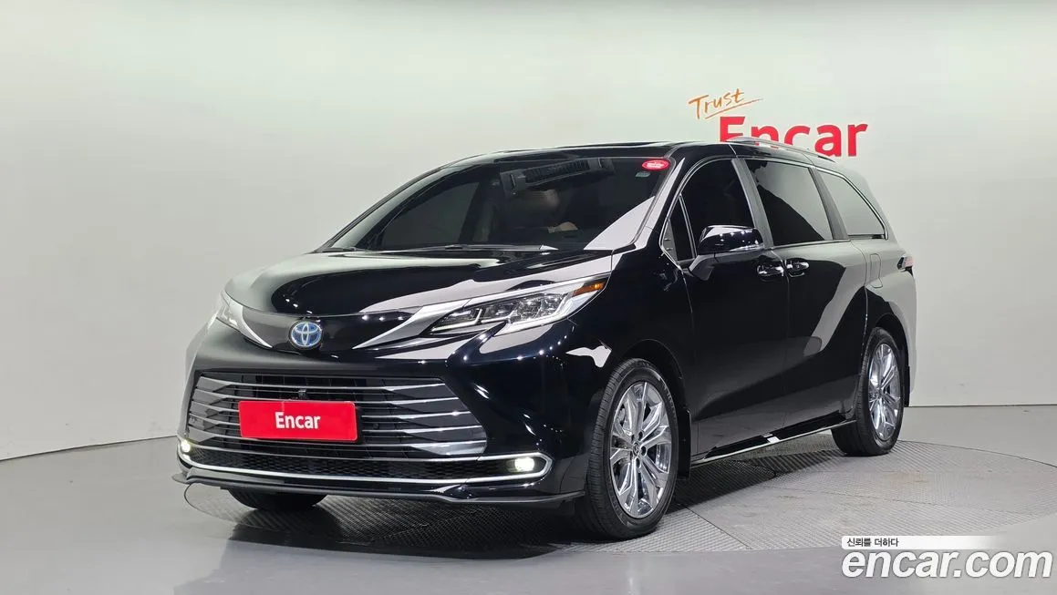 Toyota Sienna 2022 из KR, фото 1
