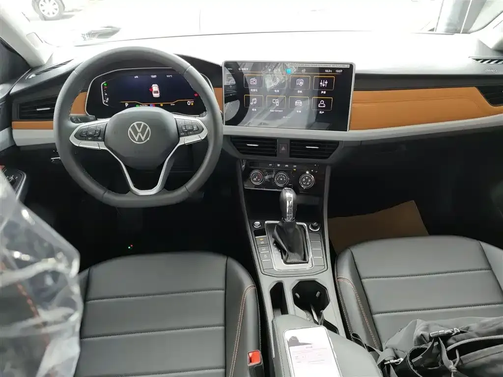 Volkswagen Bora 2025 из CN, фото 10