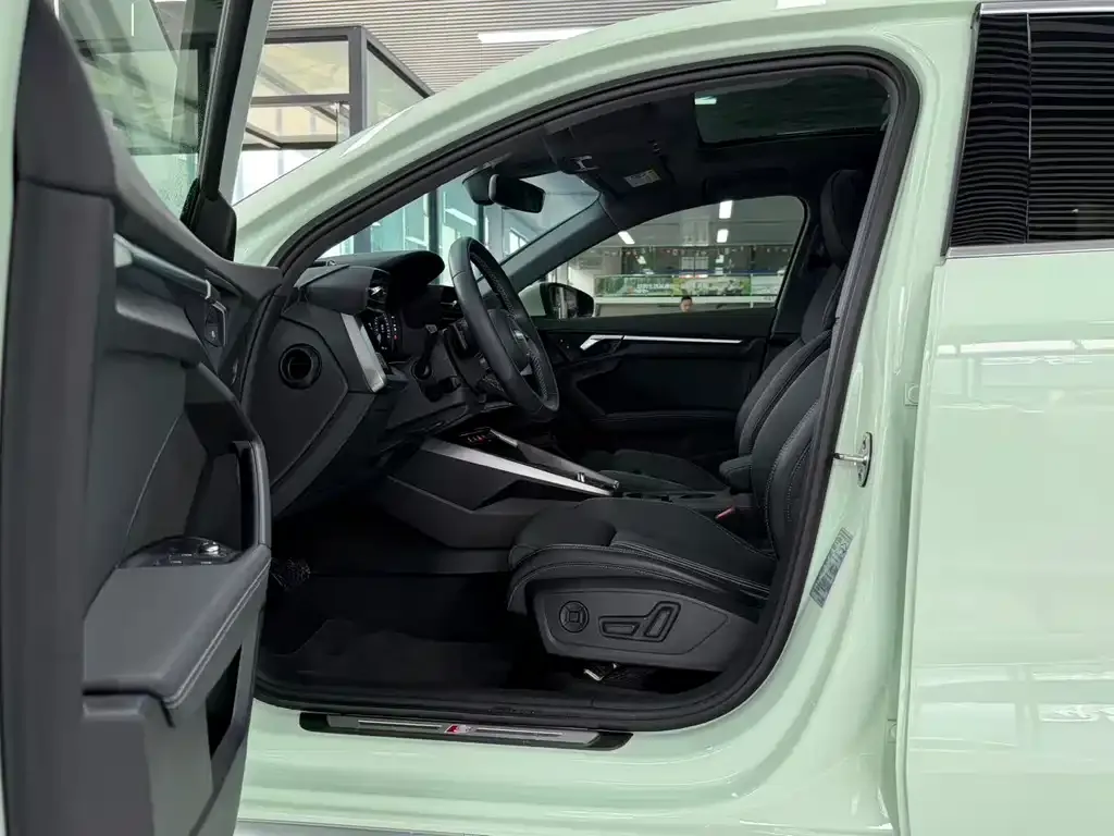Audi A3 2022 из CN, фото 5