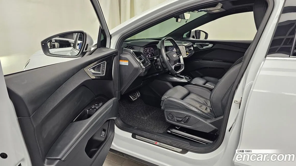 Audi Q4 e-tron 2022 из KR, фото 10