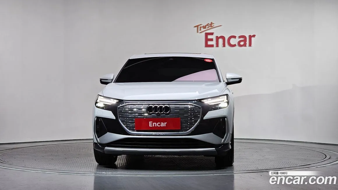 Audi Q4 e-tron 2022 из KR, фото 3