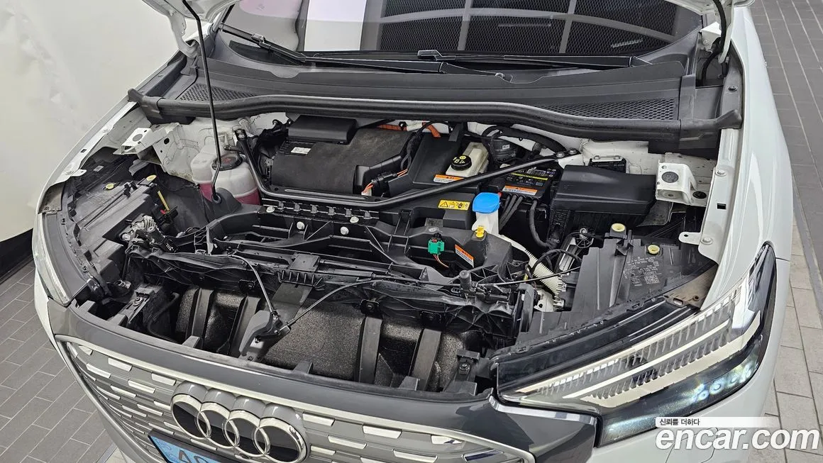 Audi Q4 e-tron 2022 из KR, фото 6