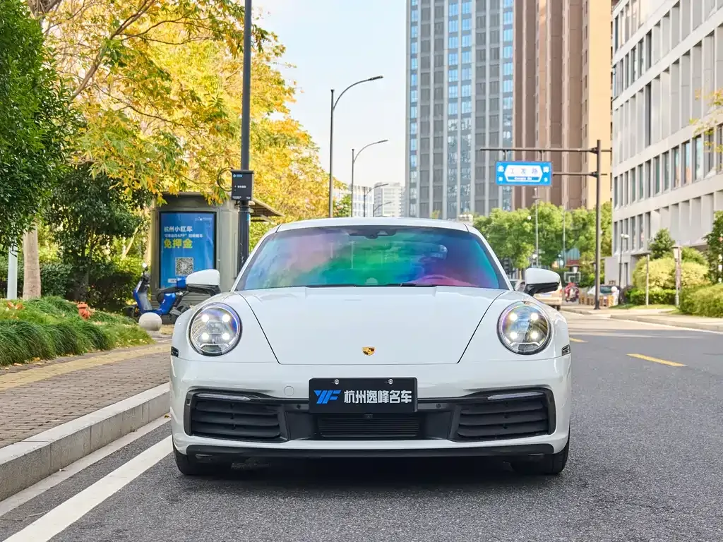Porsche 911 2025 из CN, фото 2