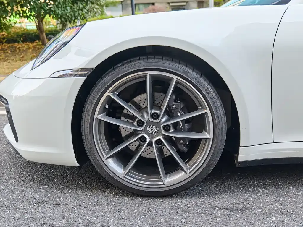 Porsche 911 2025 из CN, фото 4