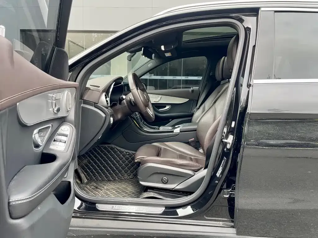 Mercedes-Benz GLC 2023 из CN, фото 5