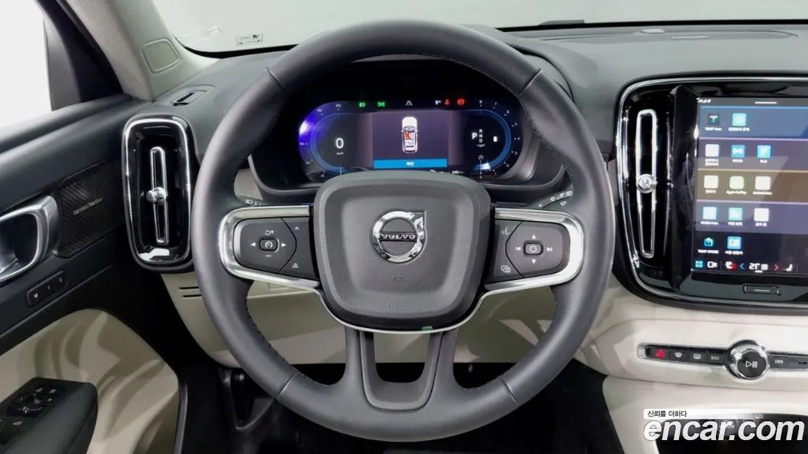 Volvo XC40 2024 из KR, фото 4