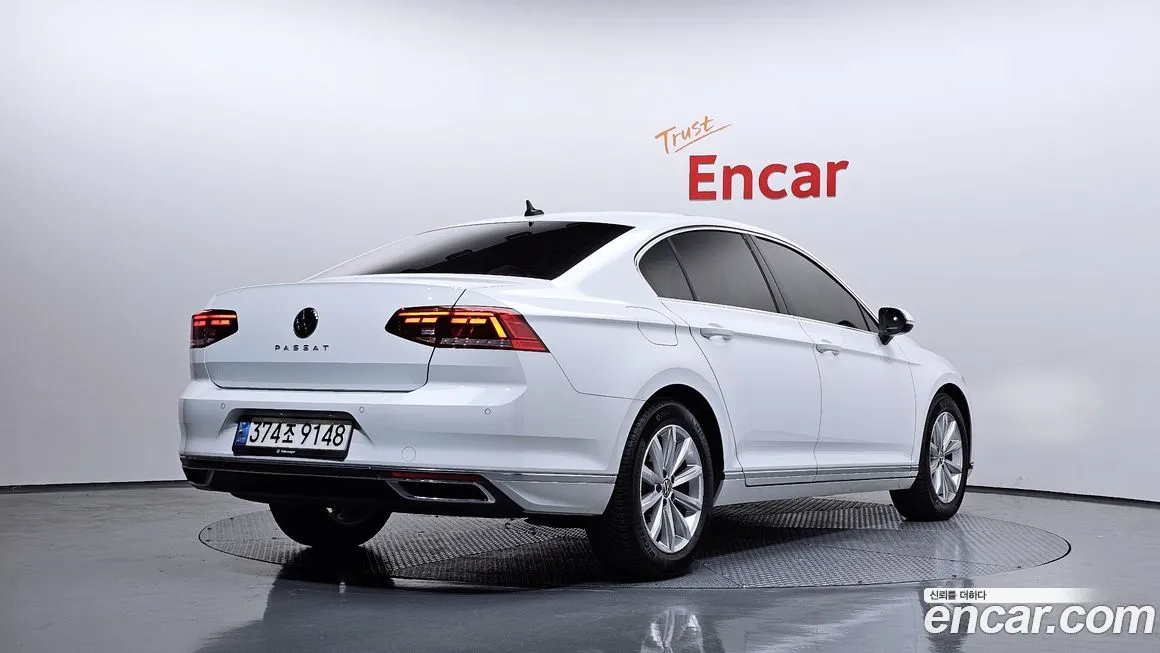 Volkswagen Passat 2021 из KR, фото 2