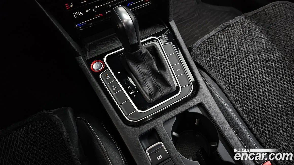 Volkswagen Passat 2021 из KR, фото 9