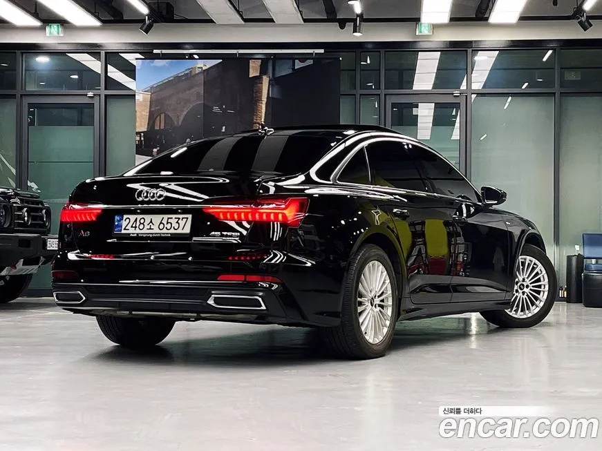 Audi A6 — фото 2