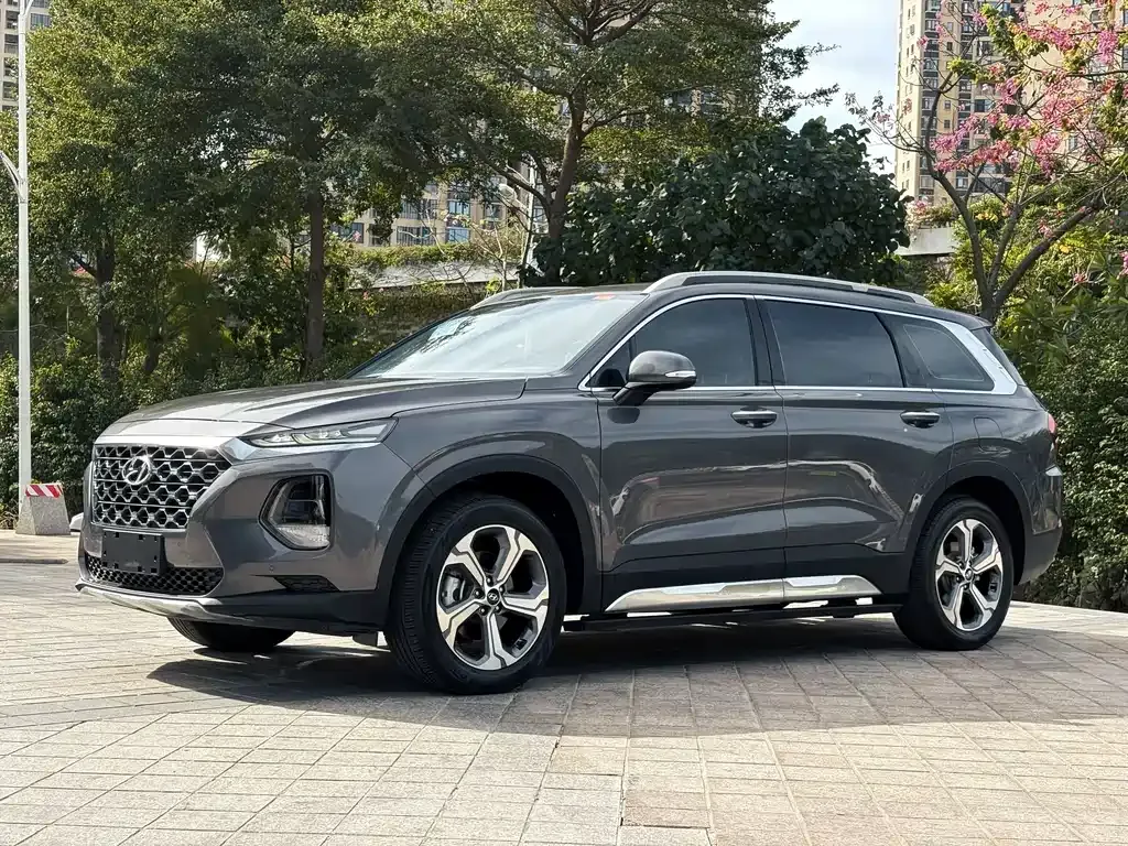 Hyundai Santa Fe 2022 из CN, фото 1