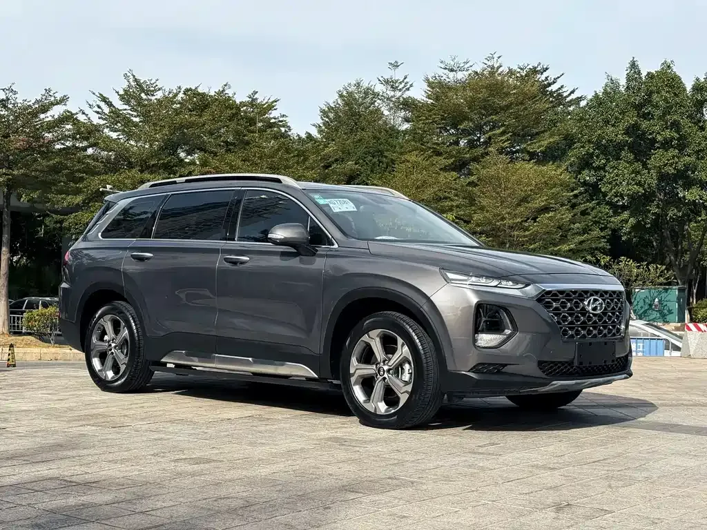 Hyundai Santa Fe 2022 из CN, фото 3