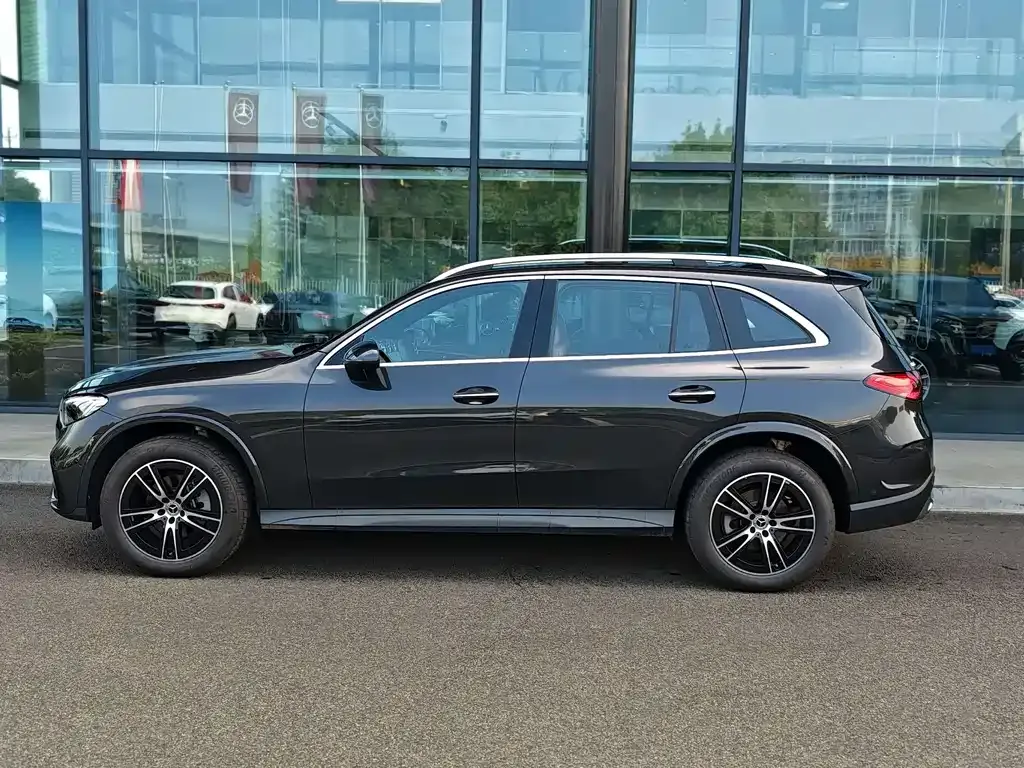 Mercedes-Benz GLC — фото 10