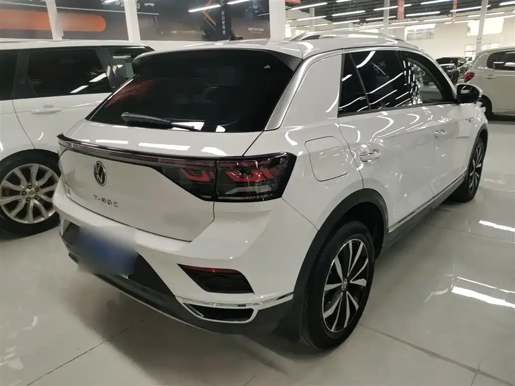 Volkswagen T-Roc 2023 из CN, фото 7
