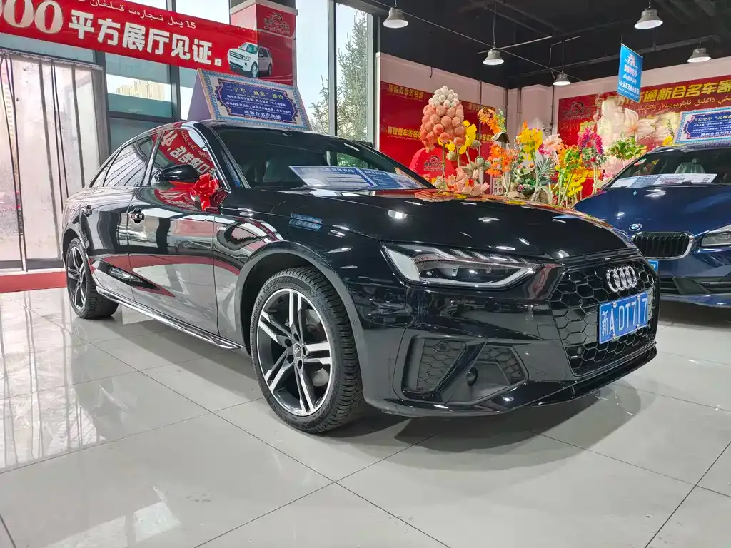 Audi A4L 2022 из CN, фото 3