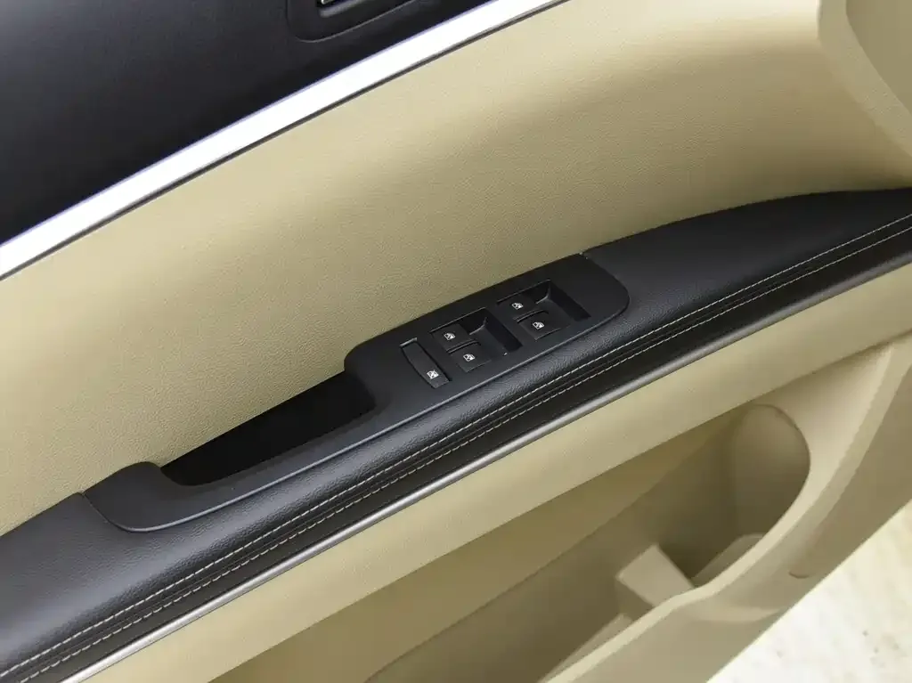 Buick GL8 2024 из CN, фото 9