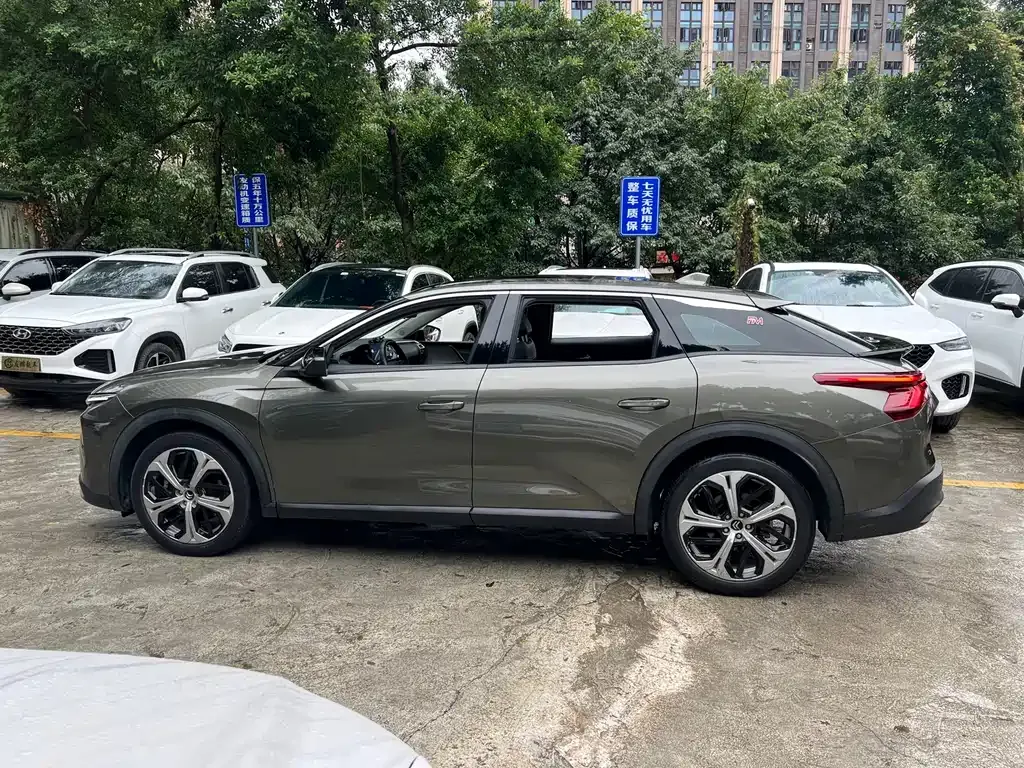 Citroen C5 X 2022 из CN, фото 5