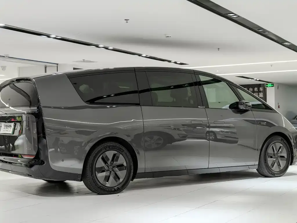 Li Auto MEGA 2024 из CN, фото 4
