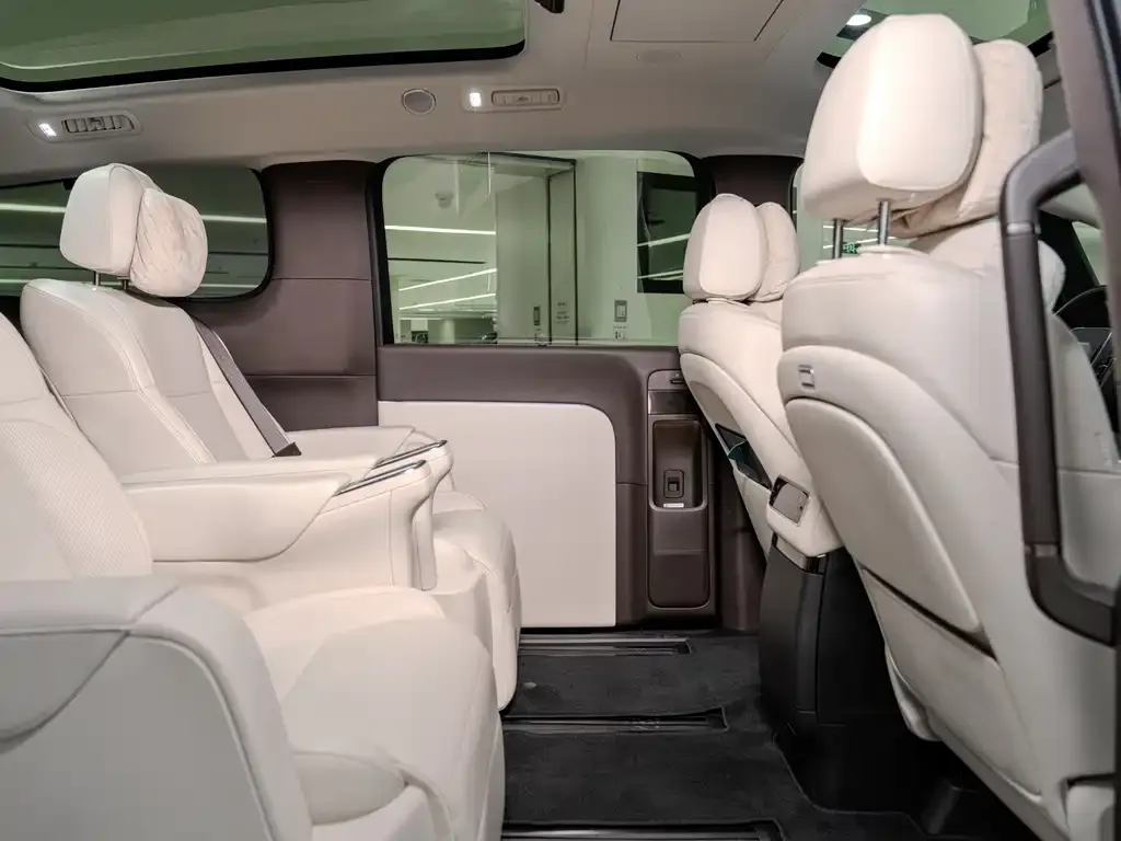 Li Auto MEGA 2024 из CN, фото 7
