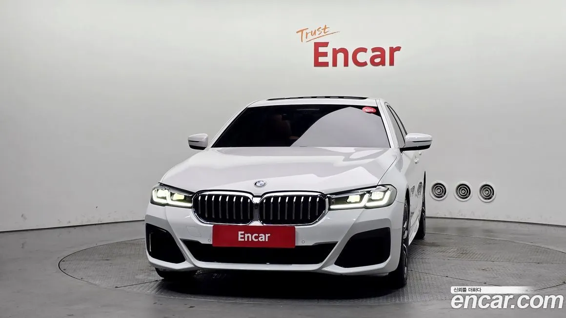BMW 5-Series 2021 из KR, фото 3