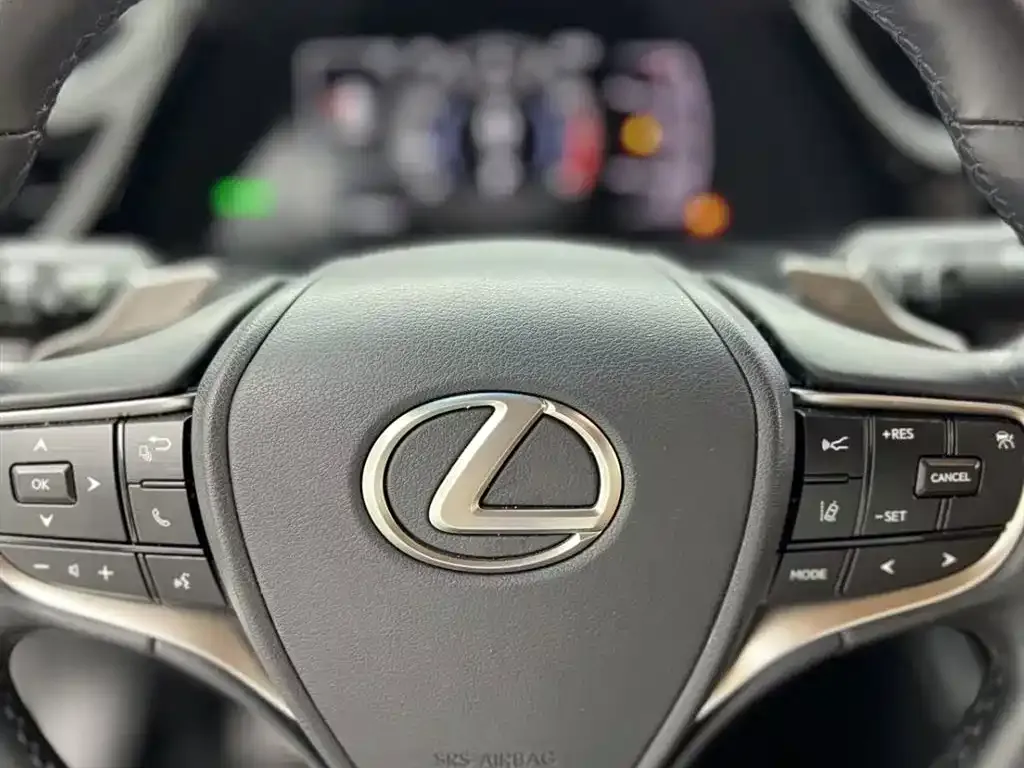 Lexus ES 2024 из CN, фото 10
