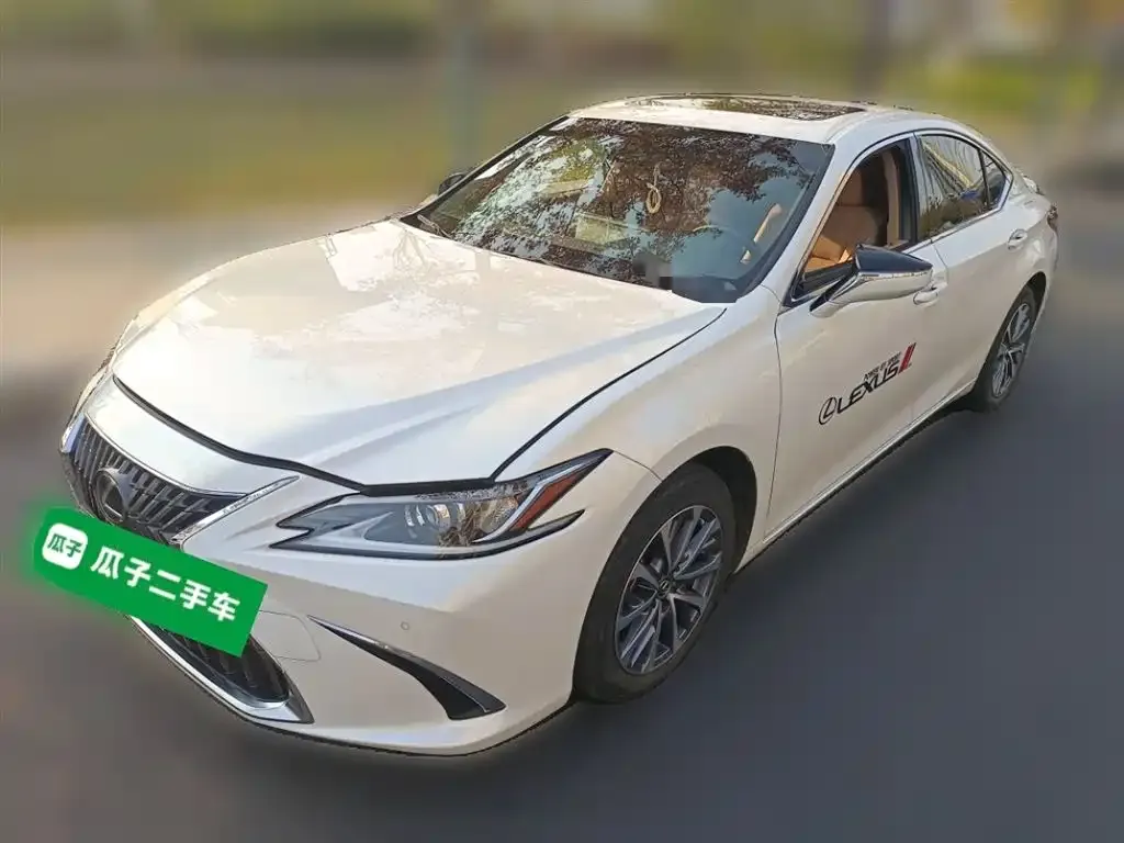 Lexus ES 2023 из CN, фото 2
