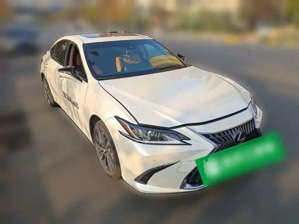 Lexus ES 2023 из CN, фото 4
