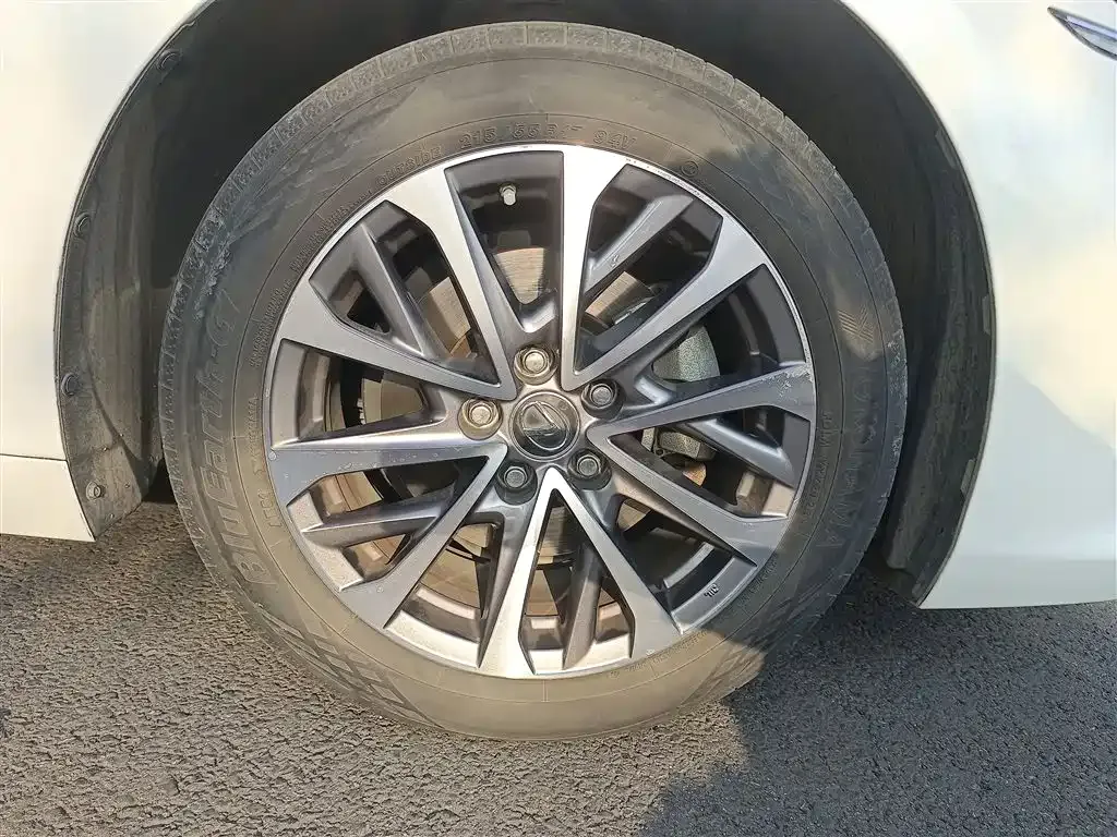 Lexus ES 2023 из CN, фото 9