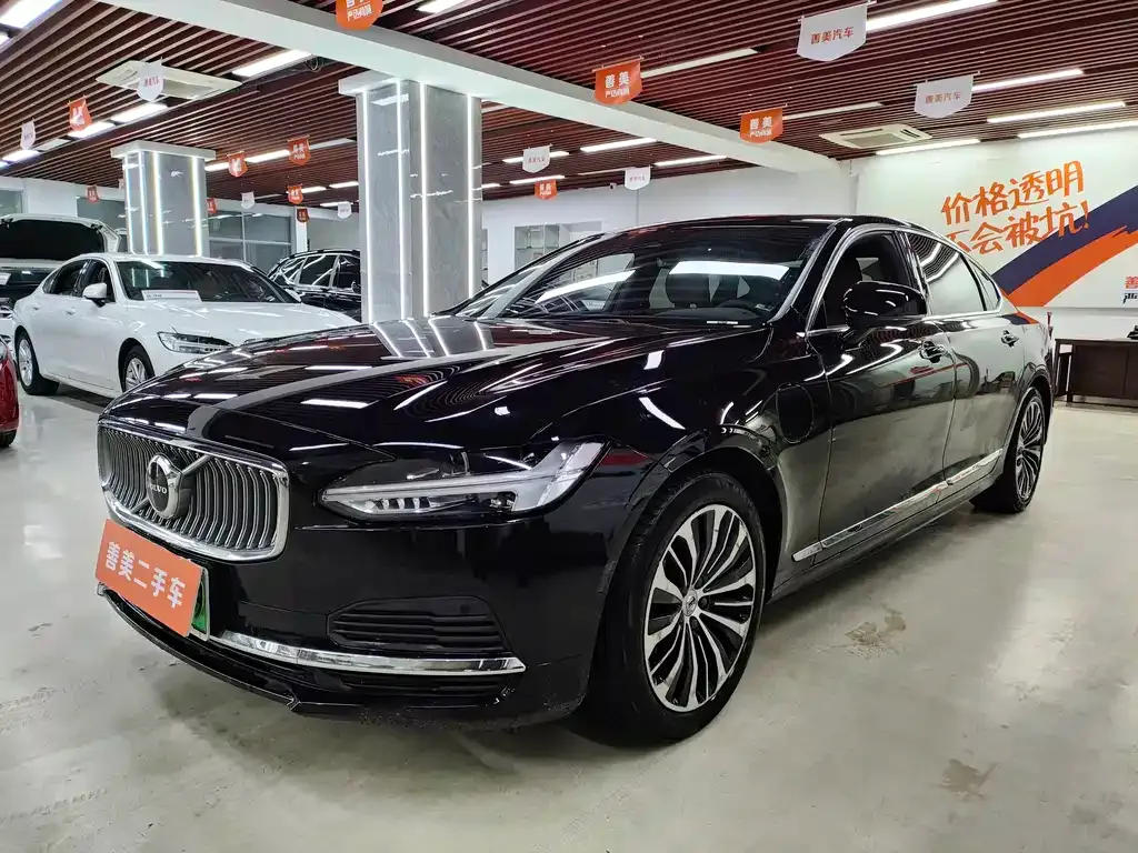 Volvo S90 PHEV 2023 из CN, фото 1