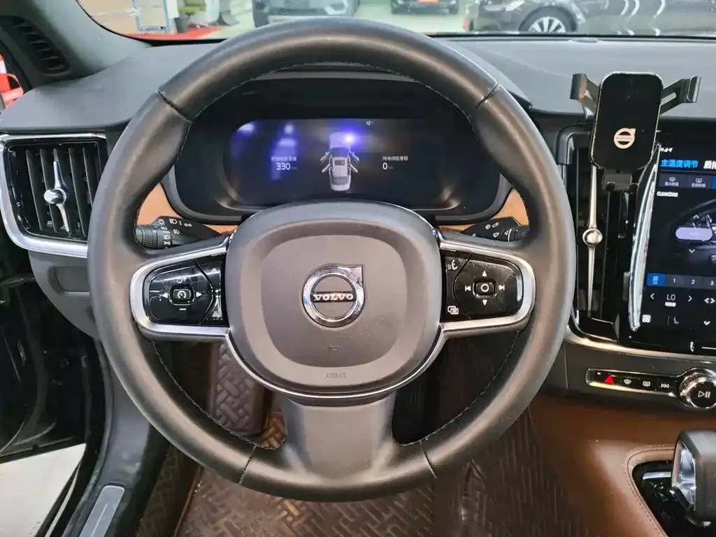 Volvo S90 PHEV 2023 из CN, фото 10