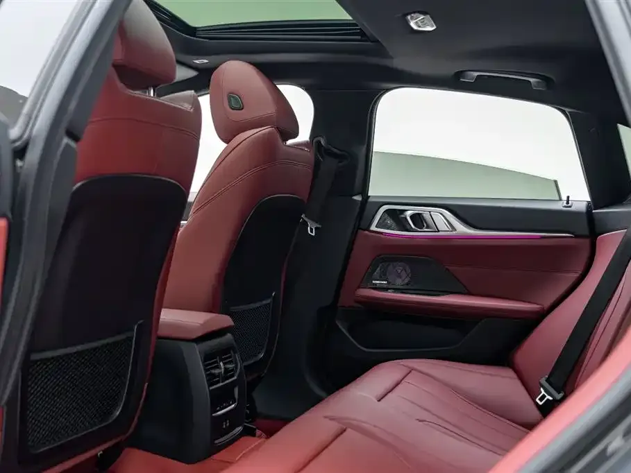 BMW 4 Series 2023 из CN, фото 10