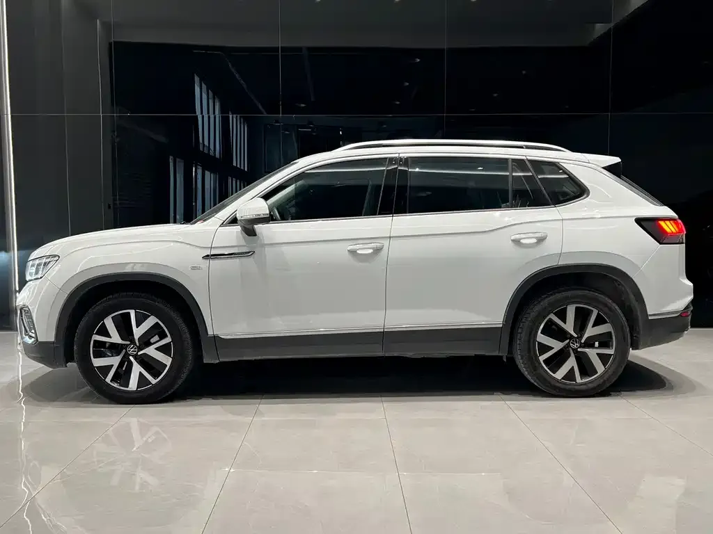 Volkswagen Tayron 2023 из CN, фото 4