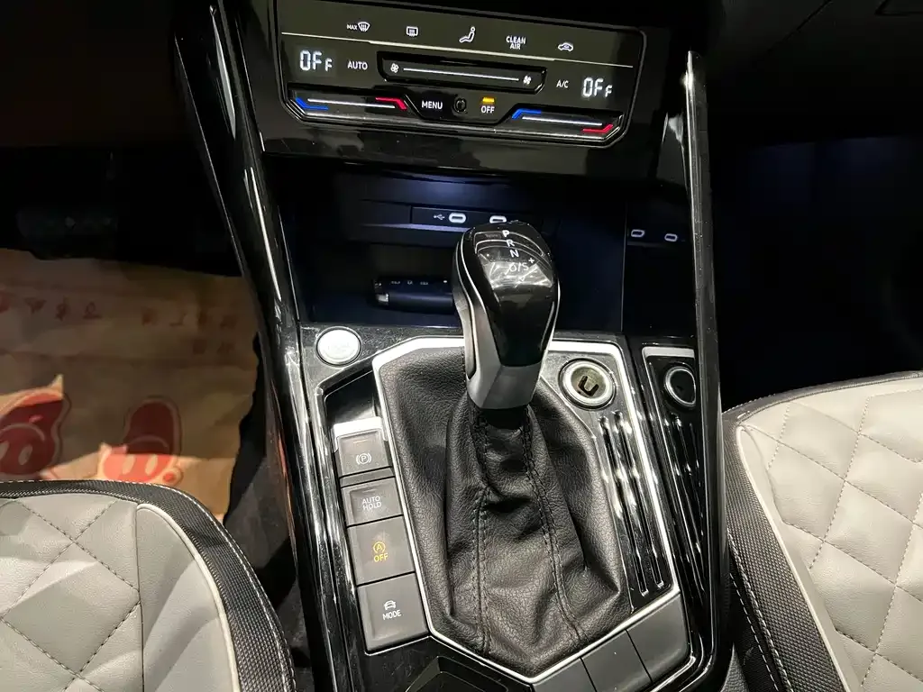 Volkswagen Tayron 2023 из CN, фото 9