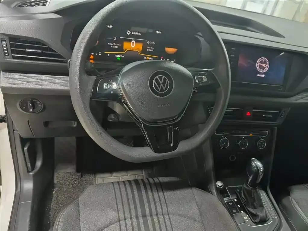 Volkswagen Tharu 2022 из CN, фото 8