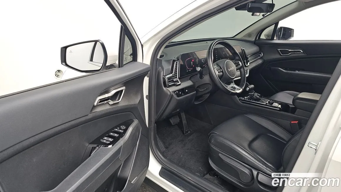 Kia Sportage — фото 10
