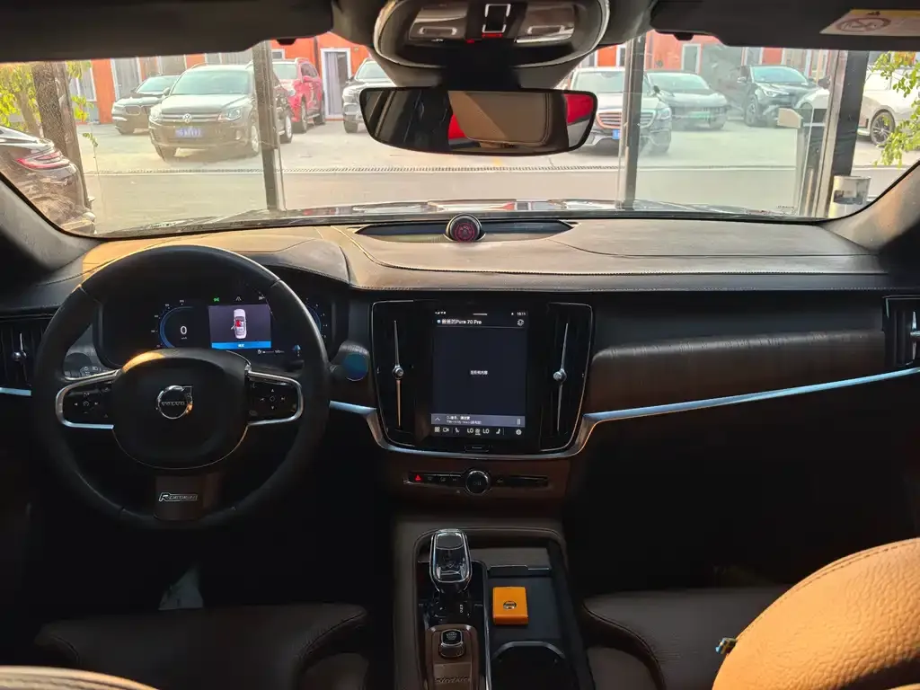 Volvo S90 2022 из CN, фото 8