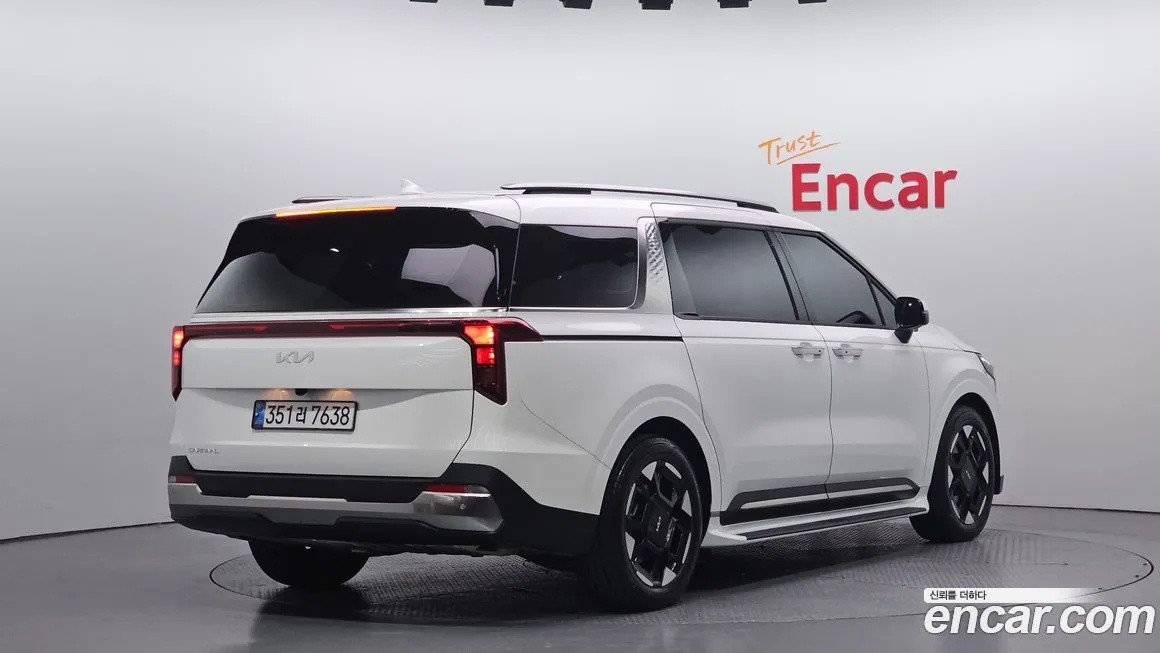 Kia Carnival 2024 из KR, фото 2