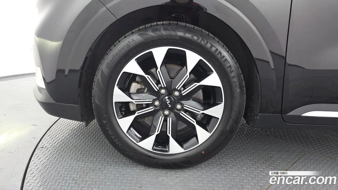 Kia Carnival 2023 из KR, фото 5