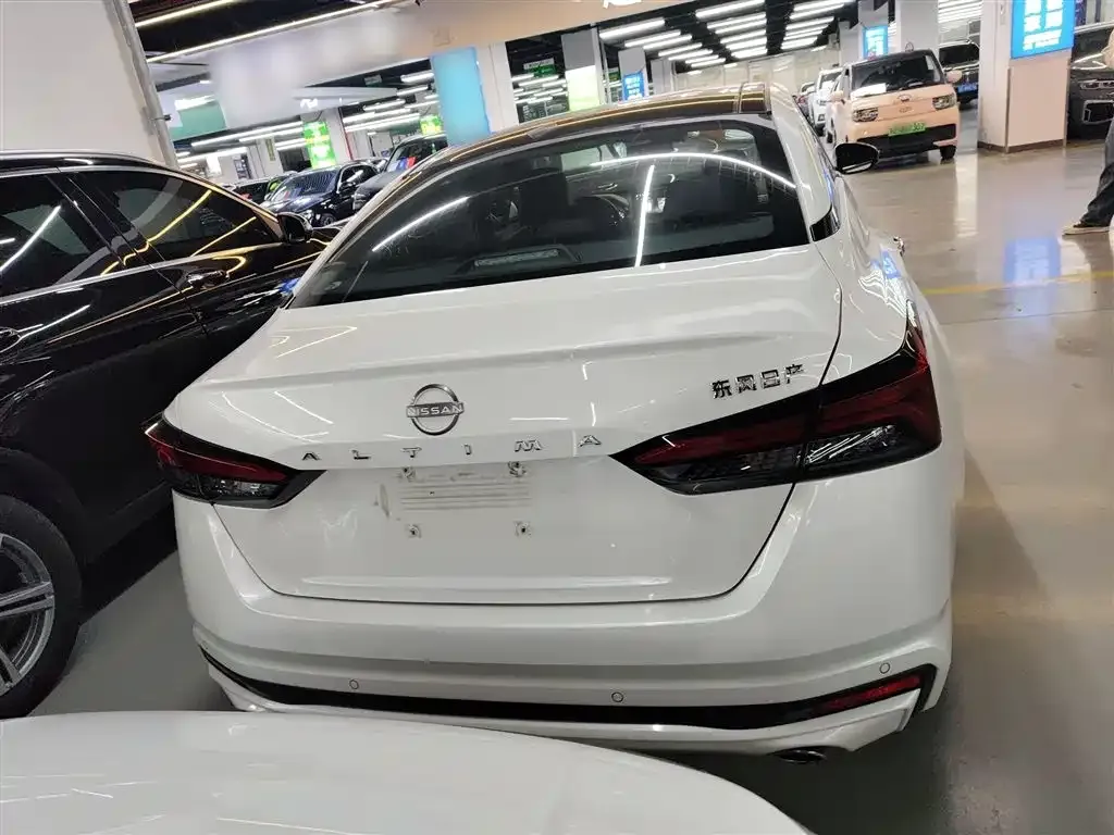 Nissan Teana 2023 из CN, фото 6