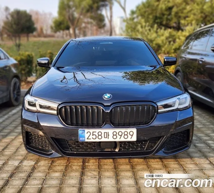 BMW 5-Series 2022 из KR, фото 1