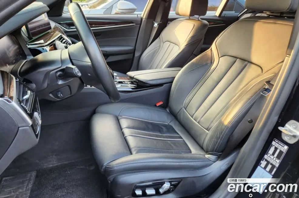 BMW 5-Series 2022 из KR, фото 4